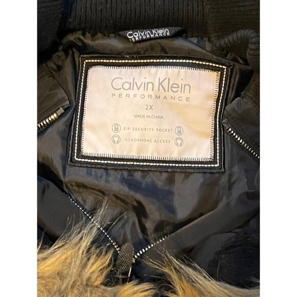 Calvin Klein Performance Women's Black Puffer Coat with Faux Fur Hood. Size 2X - Picture 4 of 8